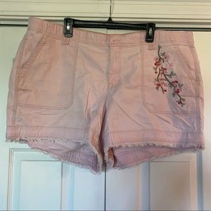 girlfriend denim shorts